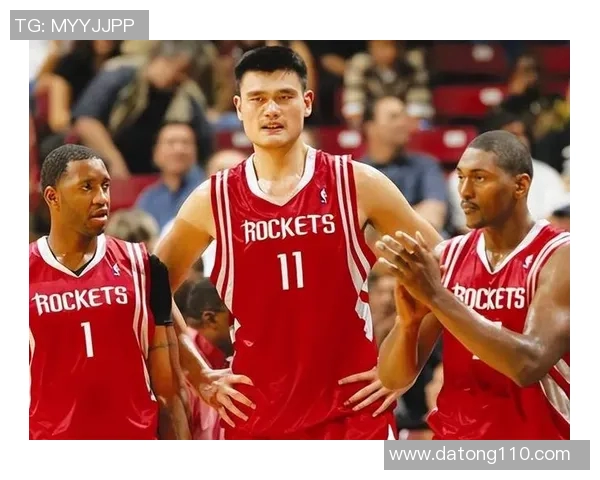 明星们齐聚一堂与姚明亲密互动展现友谊与篮球魅力