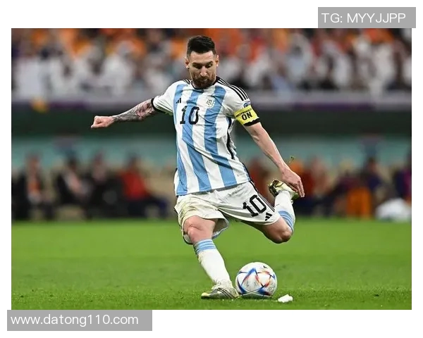 足球巨星亨得利的辉煌职业生涯与成就回顾